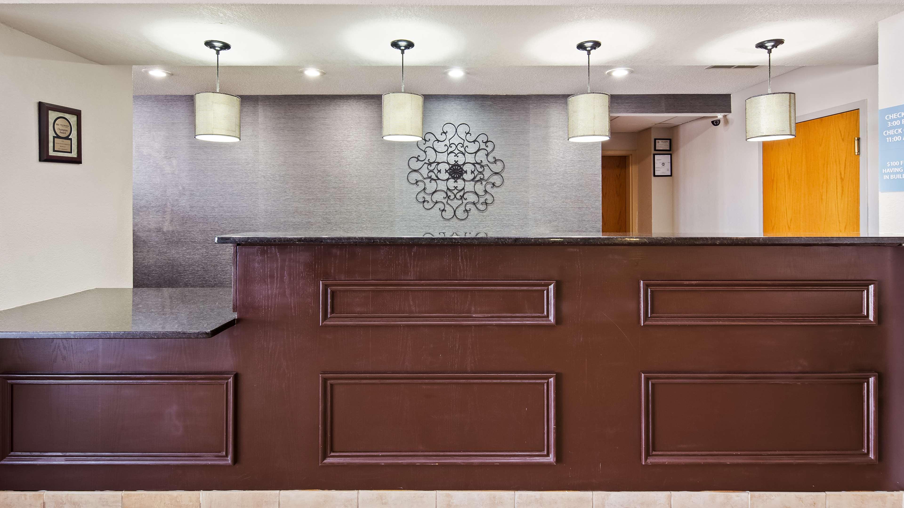 Best Western Lake Cumberland Inn Monticello Exterior photo